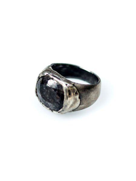 Anello zaffiro blu